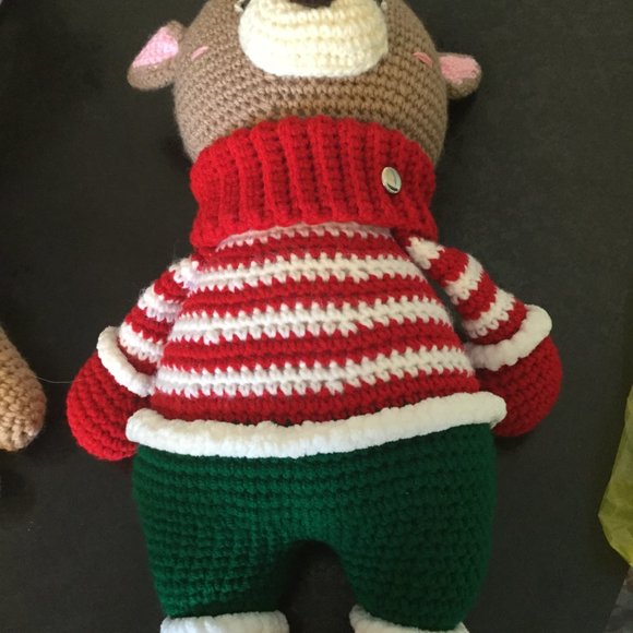 Crocheted handmade Reindeer stuffed animal 22" tall - Picture 4 of 5